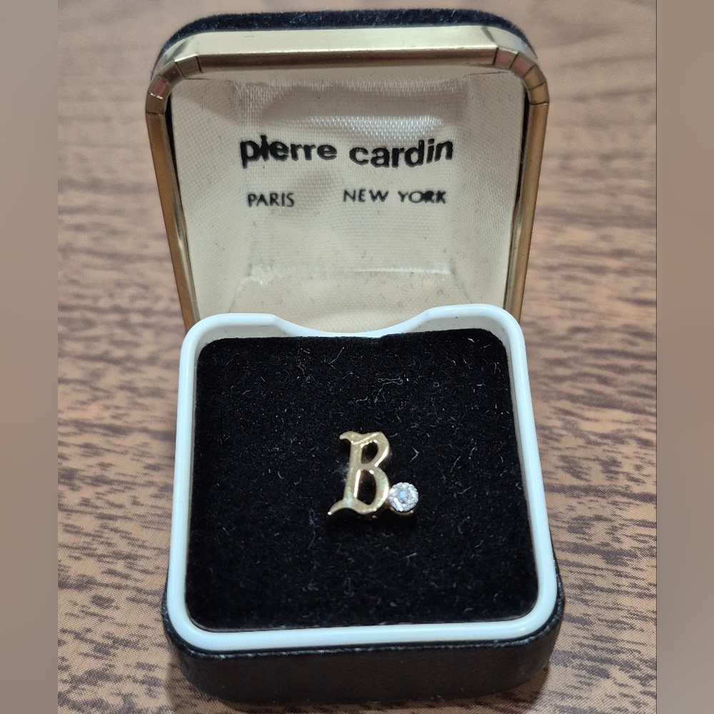 Vintage NIB Pierre Cardin B Tie Tack